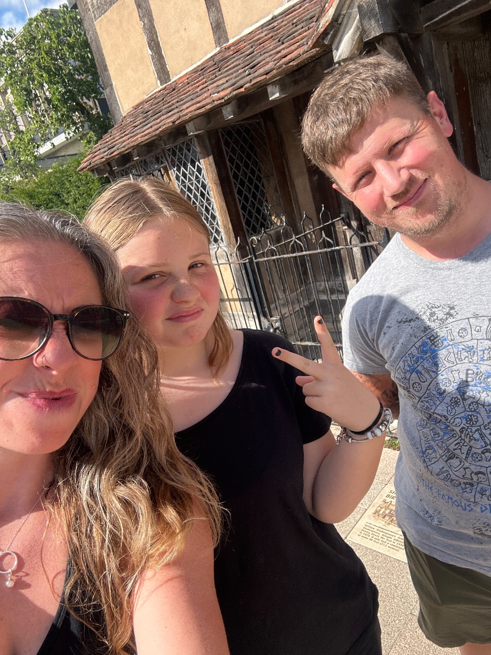 Puzzling Adventures near Little Alne